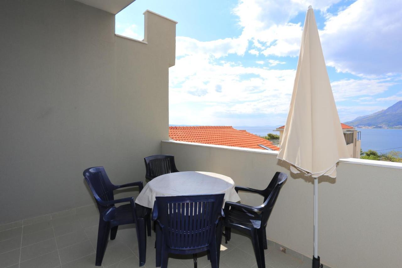 Apartments By The Sea Nemira, Omis - 17039 Tice Exterior photo
