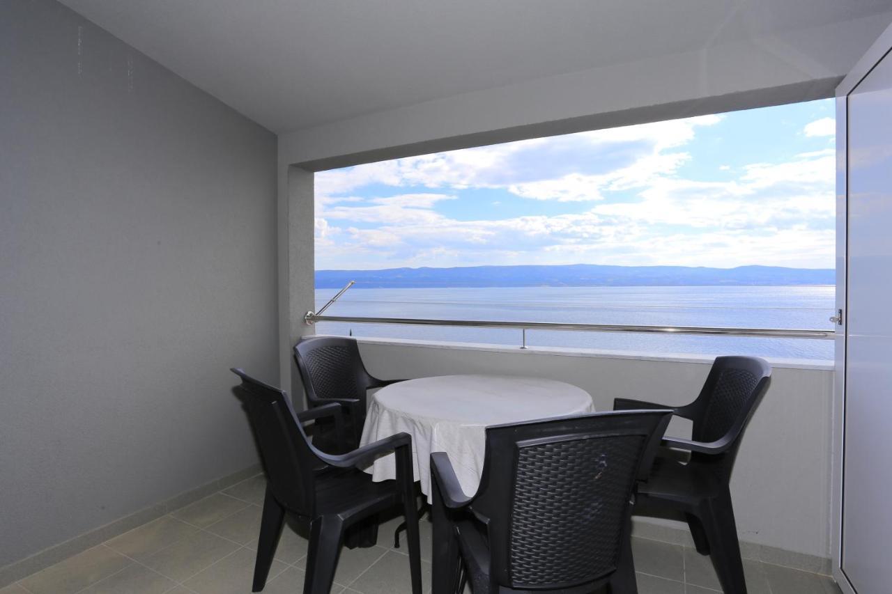 Apartments By The Sea Nemira, Omis - 17039 Tice Exterior photo