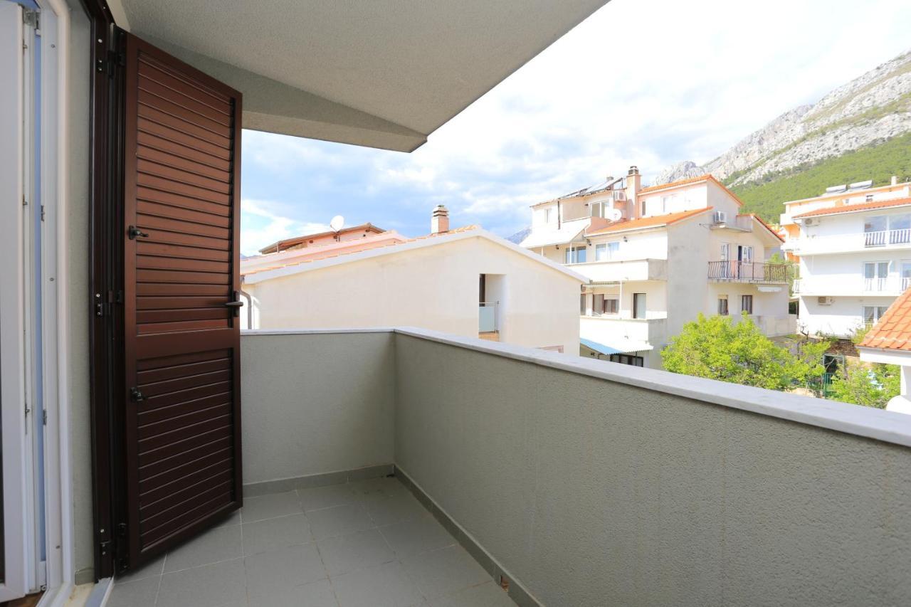 Apartments By The Sea Nemira, Omis - 17039 Tice Exterior photo