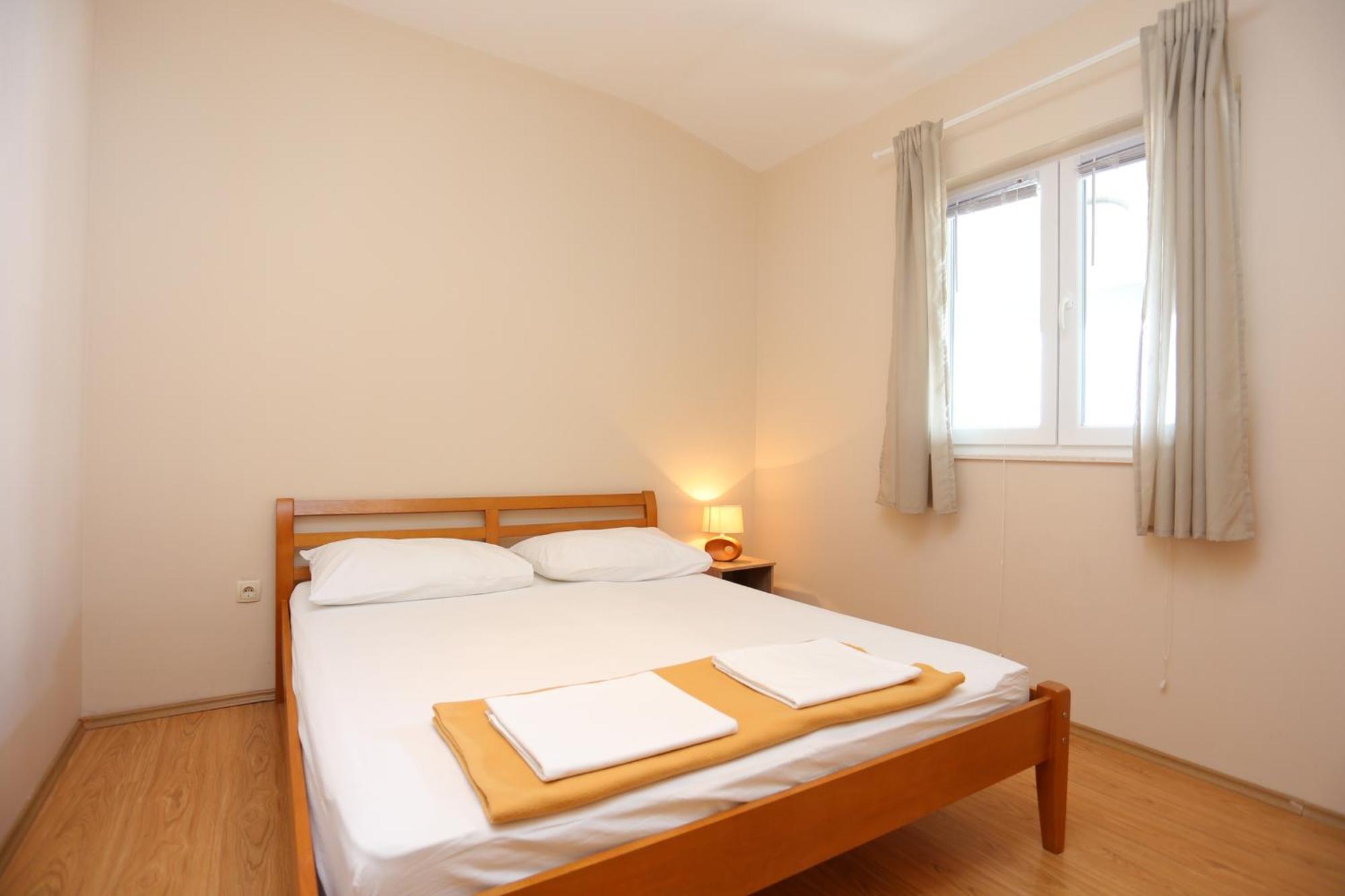 Apartments By The Sea Nemira, Omis - 17039 Tice Room photo