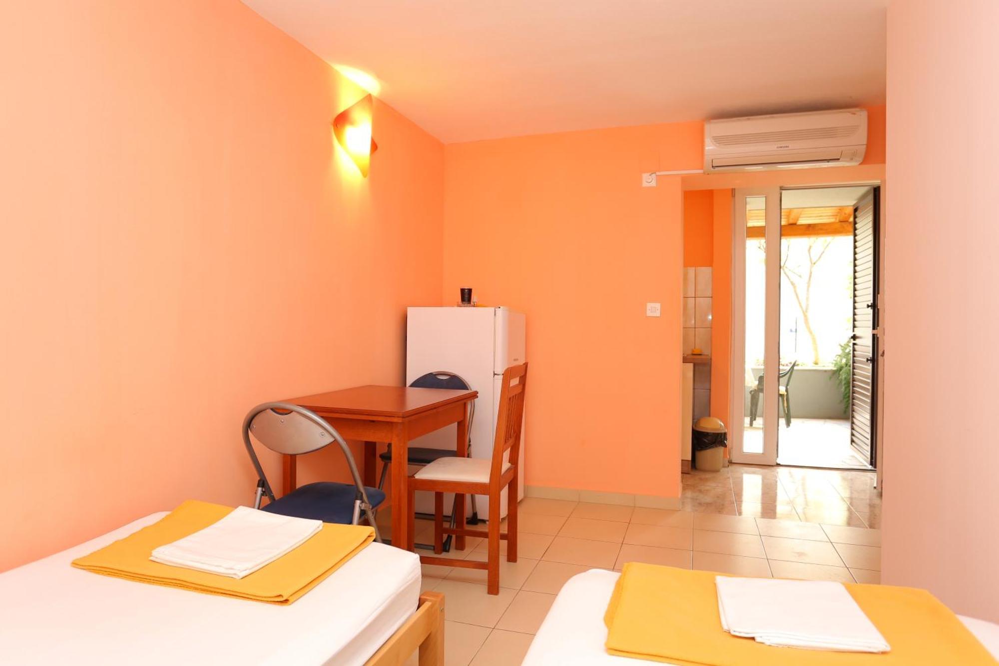 Apartments By The Sea Nemira, Omis - 17039 Tice Room photo