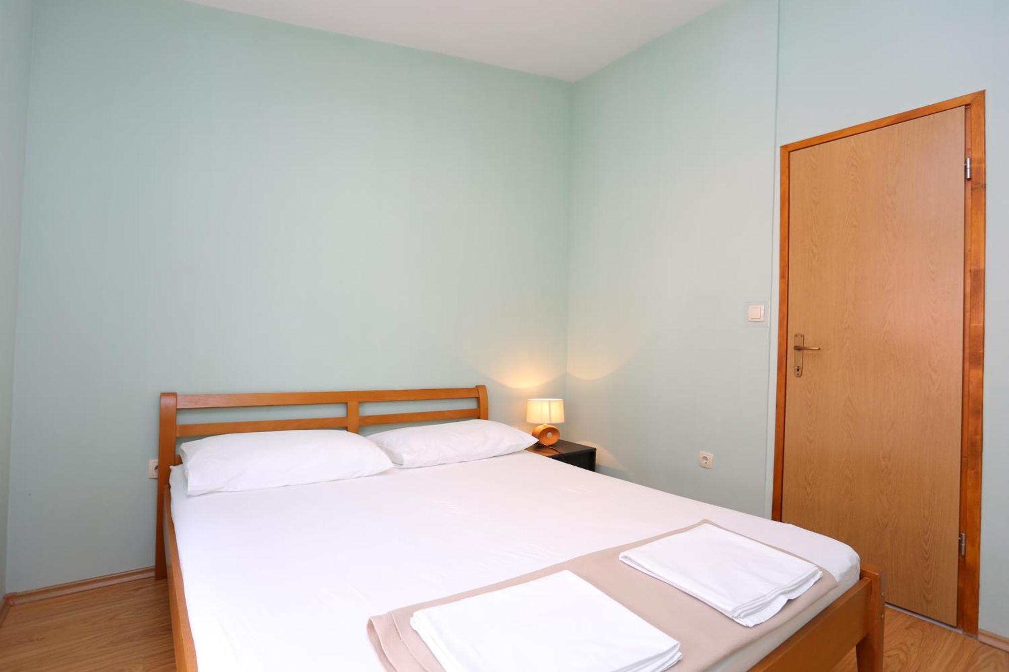 Apartments By The Sea Nemira, Omis - 17039 Tice Room photo